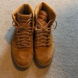 Nike Retro Jordan 1 Wheat